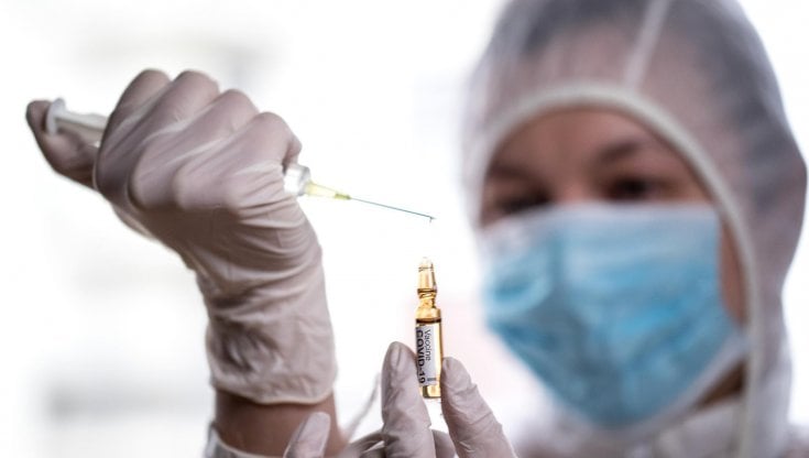 Covid, vaccini sicuri? Dai pediatri un decalogo per chiarire i dubbi