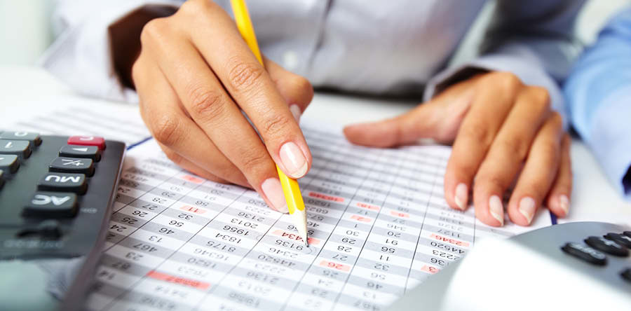 Revisore contabile, professione in crisi e appannaggio del genere maschile