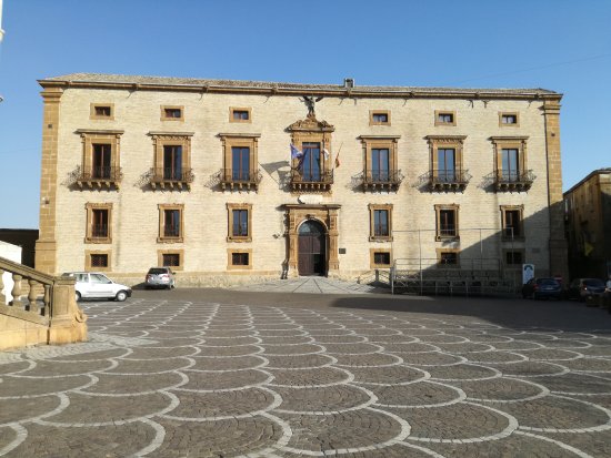 Palazzo Trigona, il restyling pronto ai blocchi di partenza