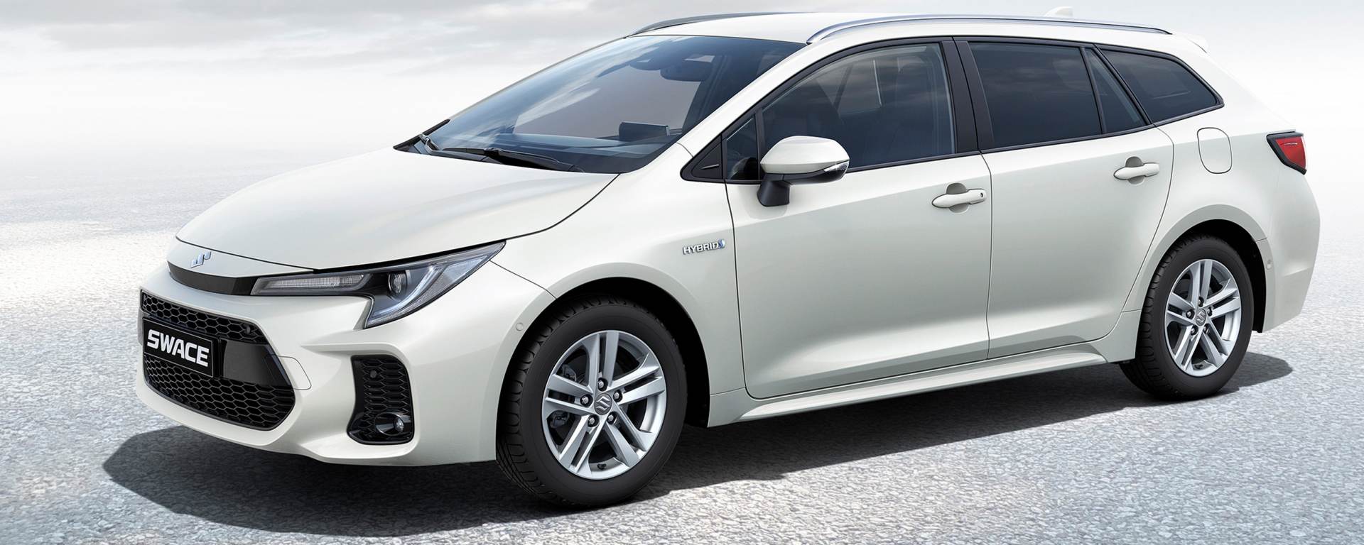 Suzuki presenta a porte aperte la sua nuova Swace Hybrid