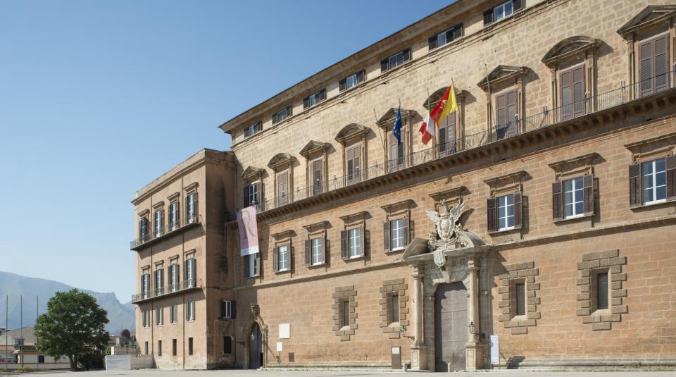 La questione irrisolta della Sicilia: “È il momento di applicare lo Statuto speciale per evitare di finire in miseria”