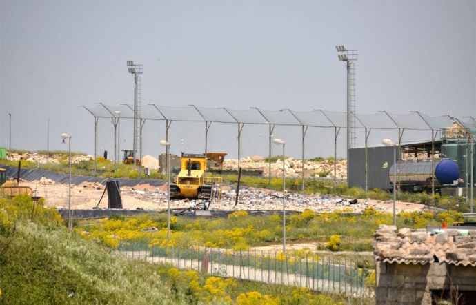 Cava dei Modicani, dipendenti in protesta