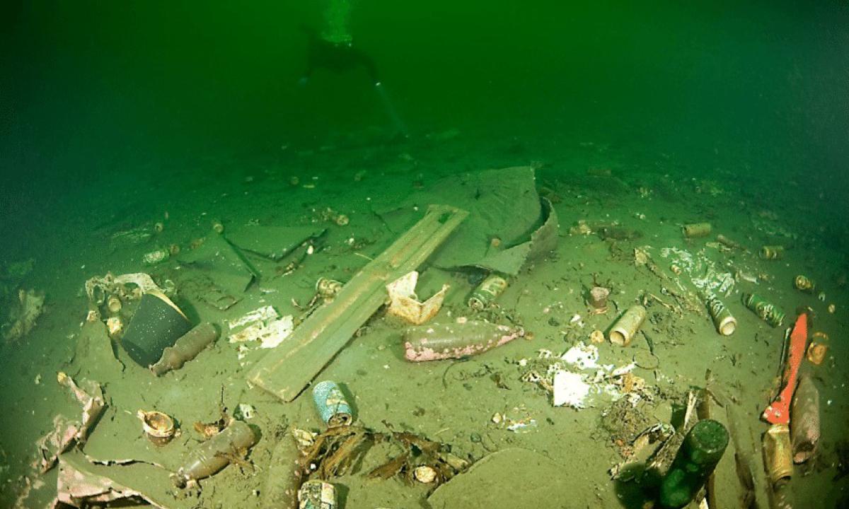 I fondali dello Stretto di Messina sono i più inquinati del mondo I fondali dello Stretto di Messina sono i più inquinati del mondo