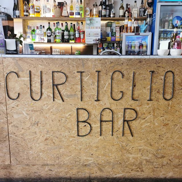 Caltanissetta chiude storico bar Curtiglio, spazzato dalla crisi