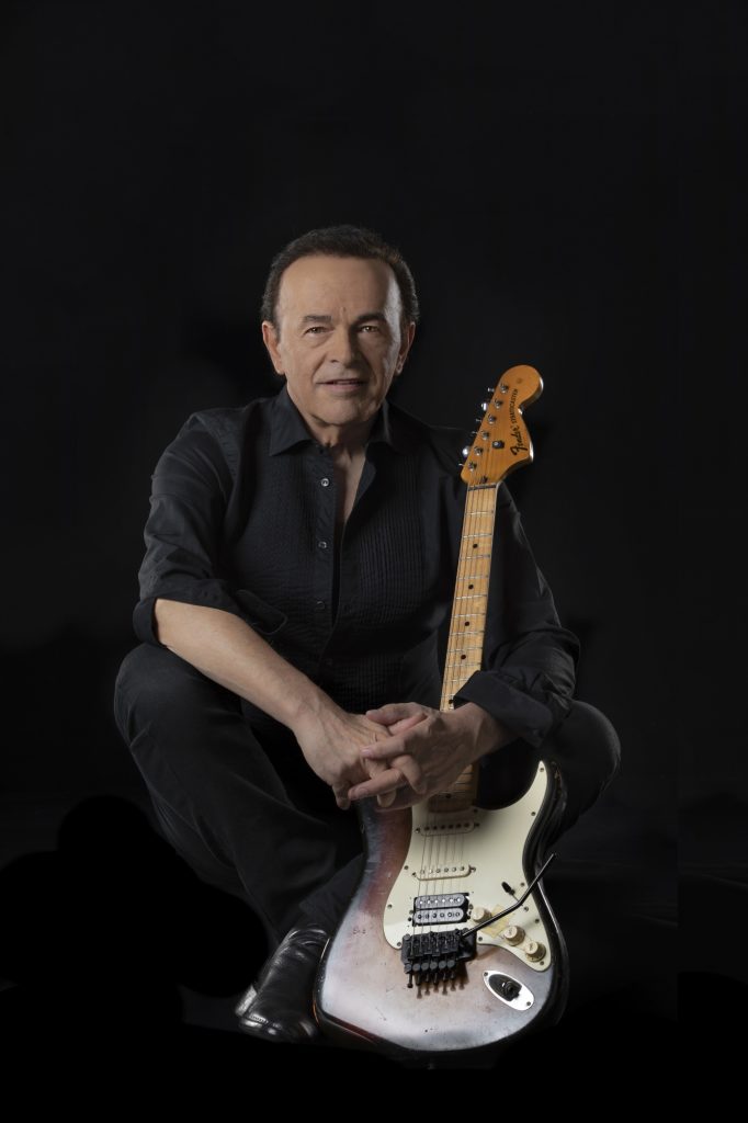 Dodi Battaglia, nuovo disco e reunion con i Pooh “possibile”