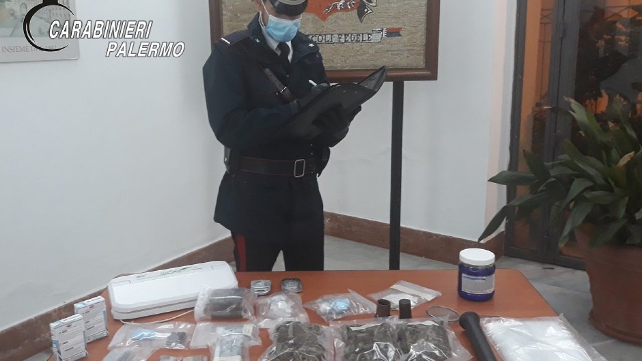 Droga tra le parrucche, due arrestati a Palermo