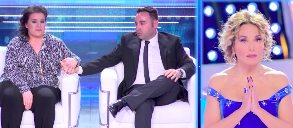 Hotel Eufemia, la coppia ancora dalla D’Urso, il colpo di scena