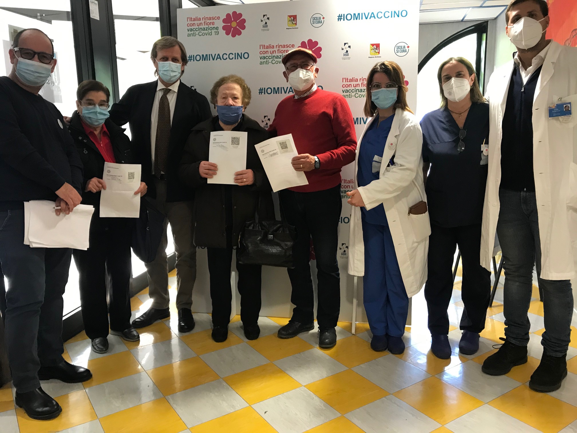 Vaccini, comincia la somministrazione al Giglio per gli over 80