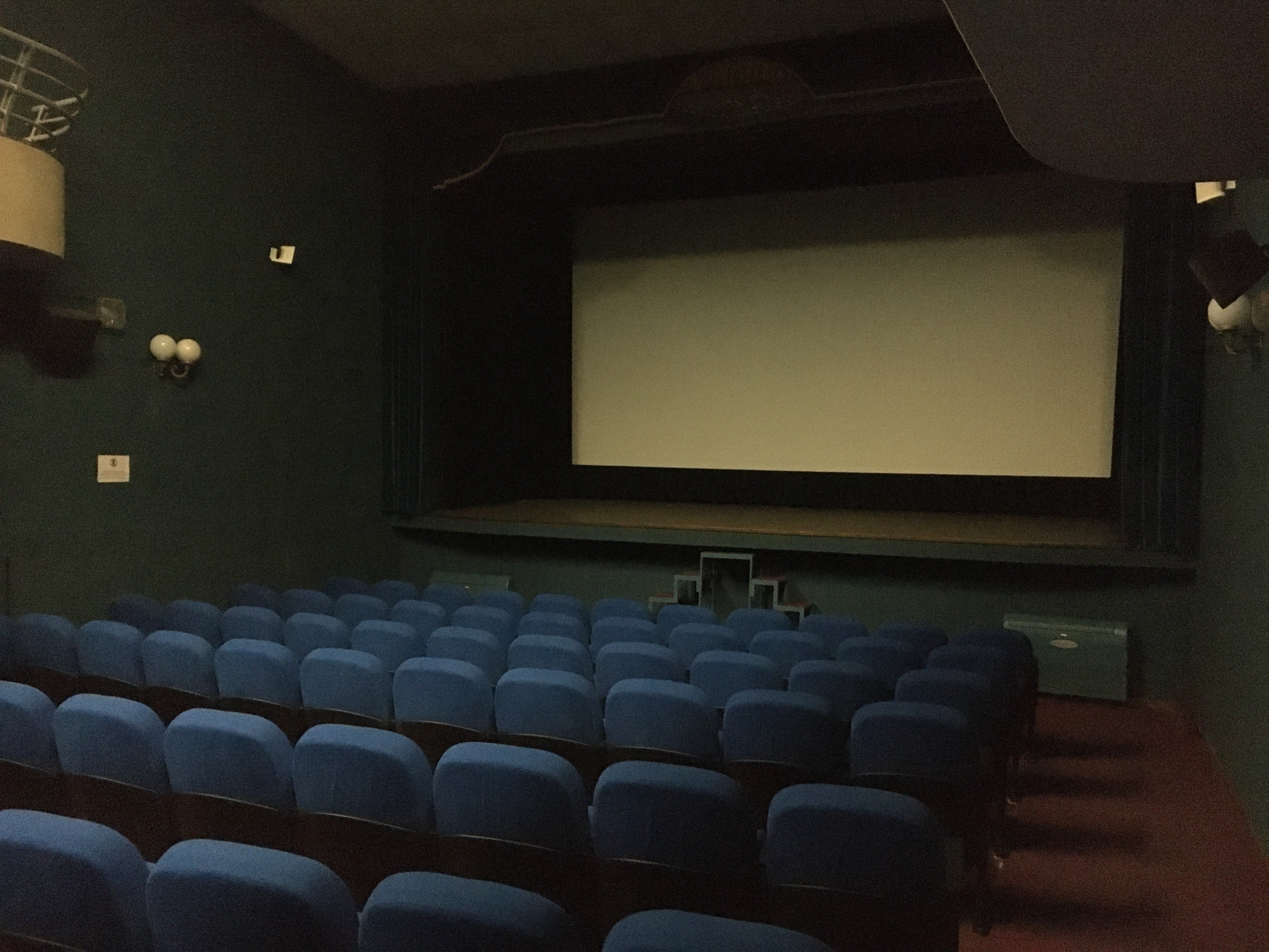 Un corso di montaggio alla Scuola di cinema Piano Focale di Palermo