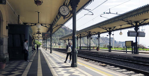 Covid, divieto di spostamenti tra regioni sino al 25 febbraio