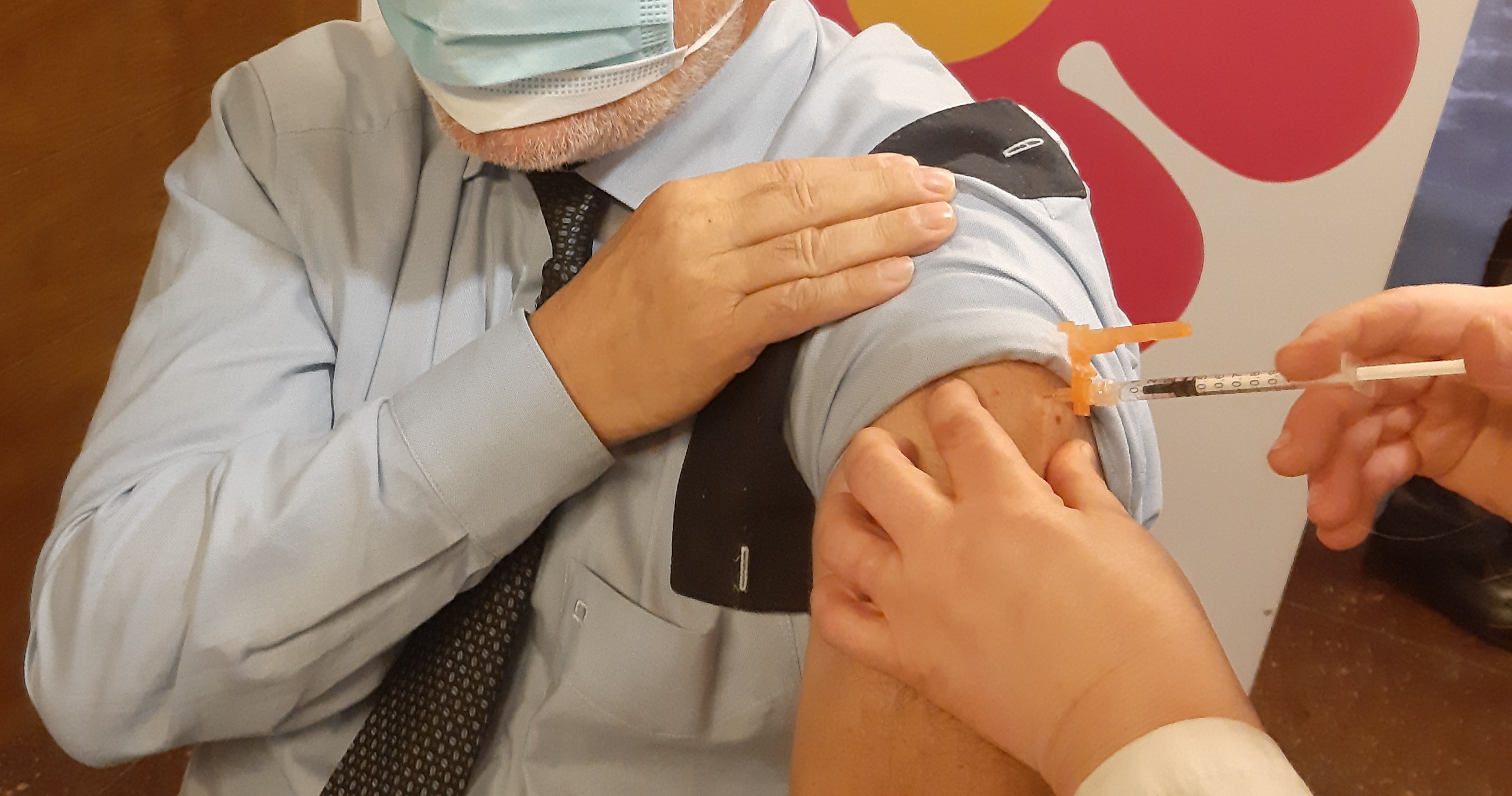 Vaccini, “Sperimentazione non etica, cavie rischiano malattia”