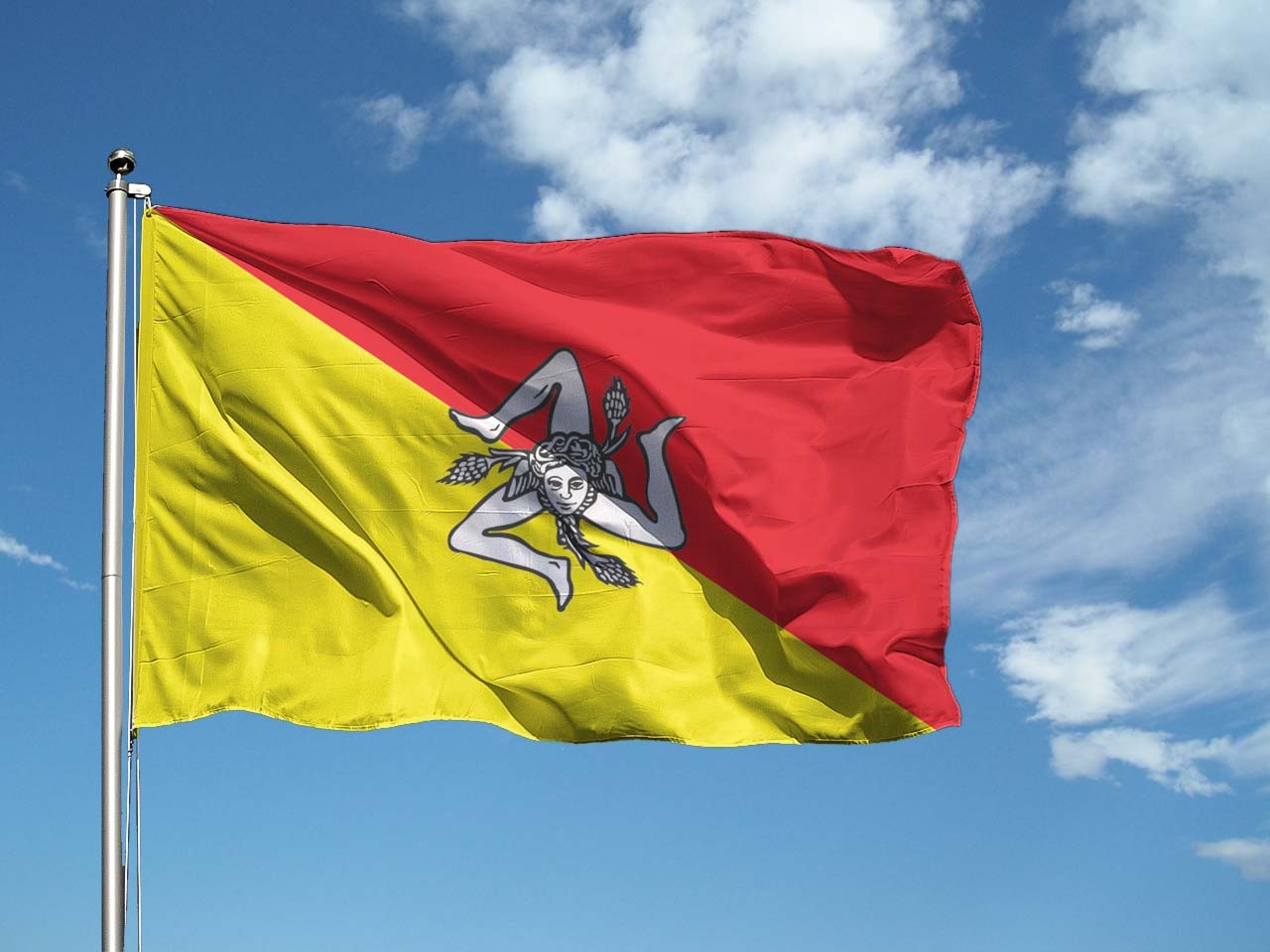 Sicilia, Statuto speciale violato dallo Stato italiano dal 1948