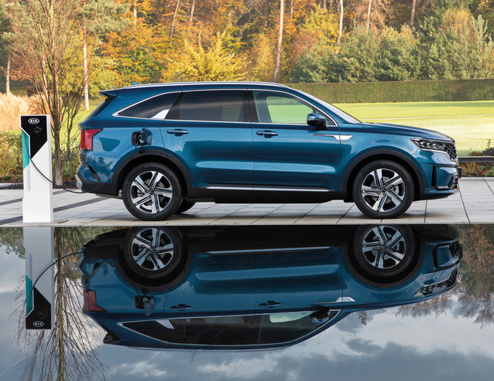 Sorento, il top di gamma in casa Kia arriva nella versione “Plug-in hybrid” Sorento, il top di gamma in casa Kia arriva nella versione “Plug-in hybrid”