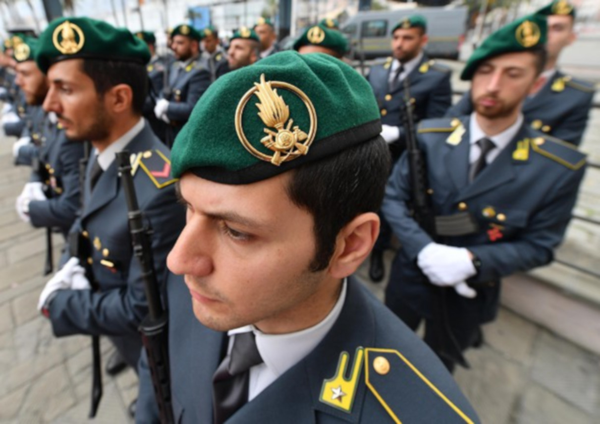 Guardia di Finanza, concorso per 66 allievi ufficiali