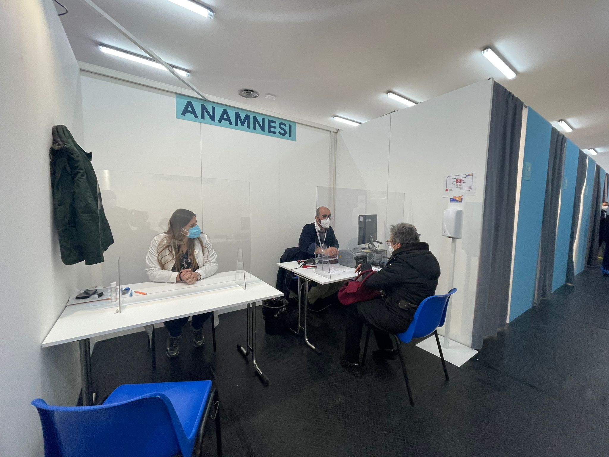 Vaccini, a Palermo aprono 3 hub: da oggi in funzione h12 a Villa delle Ginestre