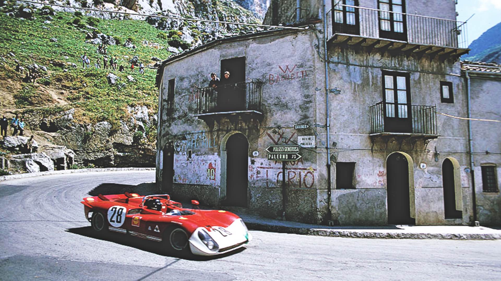 Auto, la Targa Florio numero 105 corre sul Web