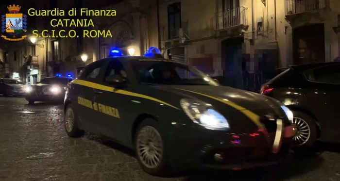 Mafia, scommesse on line, 336 indagati da Catania all’Europa Mafia, scommesse on line, 336 indagati da Catania all’Europa