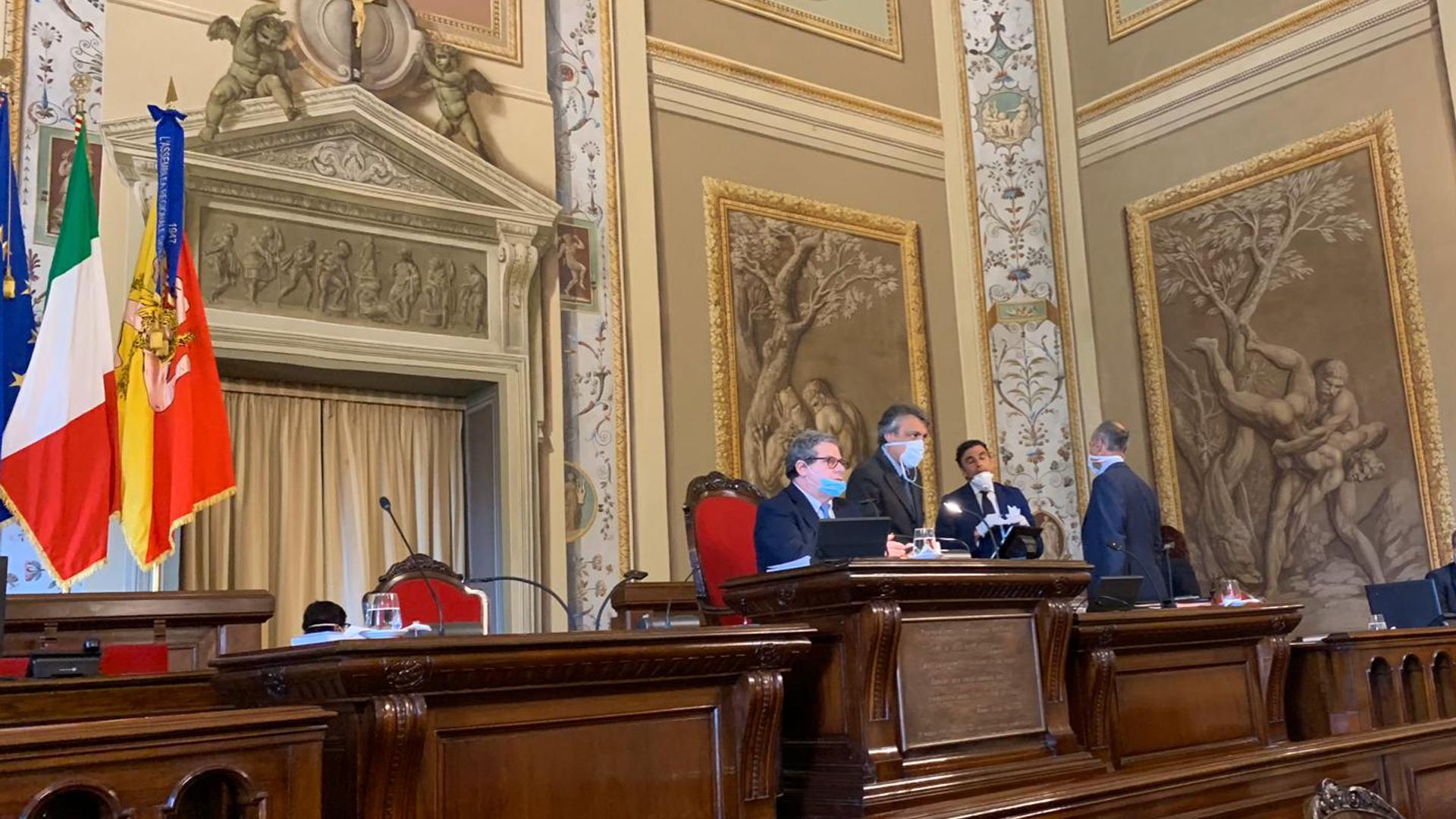 Ars, il Pd e la “Waterloo di Musumeci”. Miccichè, è crisi