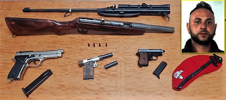 Ha laboratorio per modificare armi, un arresto nel Catanese