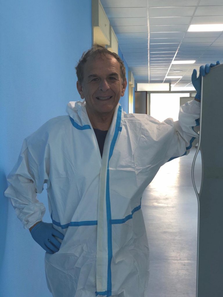 Febbre dopo seconda dose vaccino, cosa fare e quando preoccuparsi