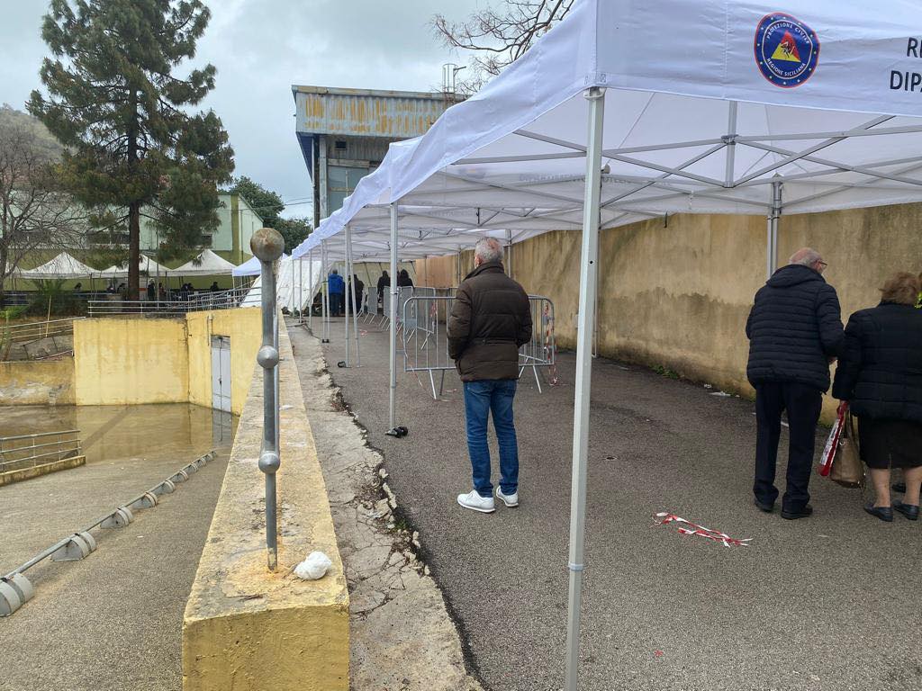 Covid, vaccini al Mercato di Campagna Amica di Marsala
