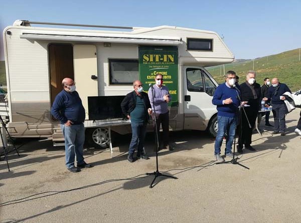 Delegazione Comitato Zone Franche montane domani in Senato