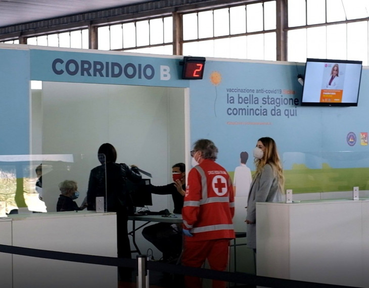 Nei primi giorni di zona rossa riunioni, proteste e polemiche