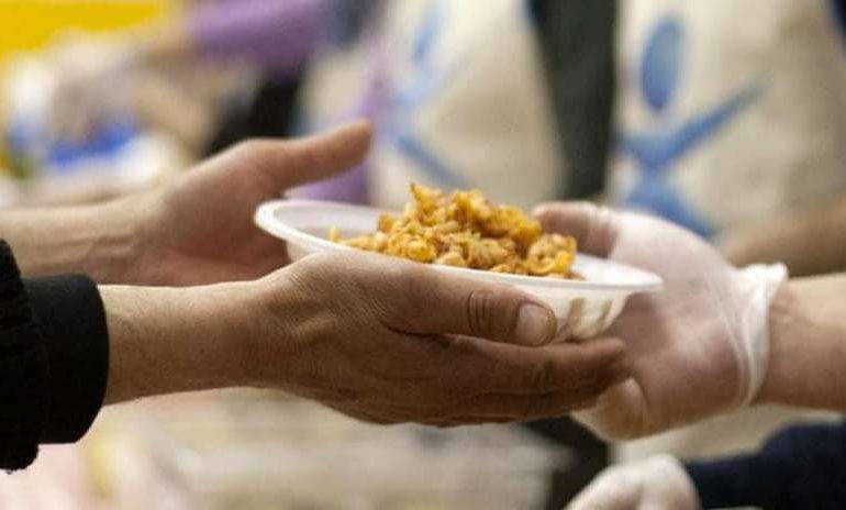 Unicredit, donazione a una onlus di Gela per potenziare la mensa solidale