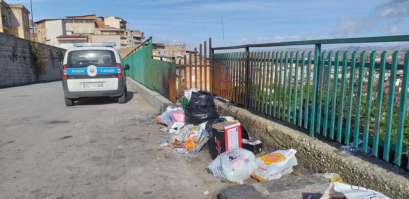 Favara e l’emergenza rifiuti, evasione Tari a quota 70%