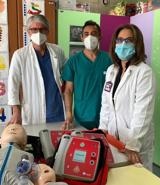 BapR acquista quattro defibrillatori per l’Ospedale Cannizzaro di Catania
