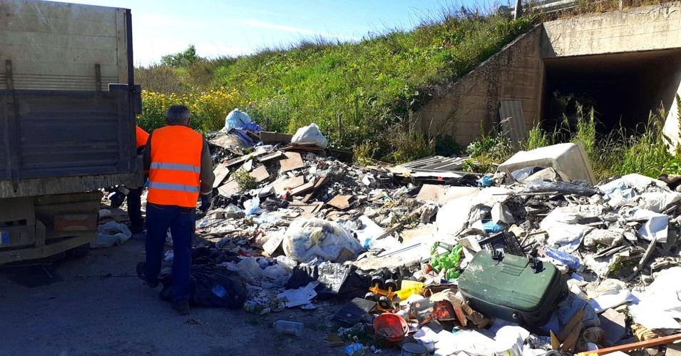 Strada provinciale bonificata, ma serve educare i cittadini