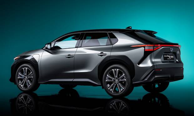 Novità in casa Toyota: ecco la bZ4X del futuro