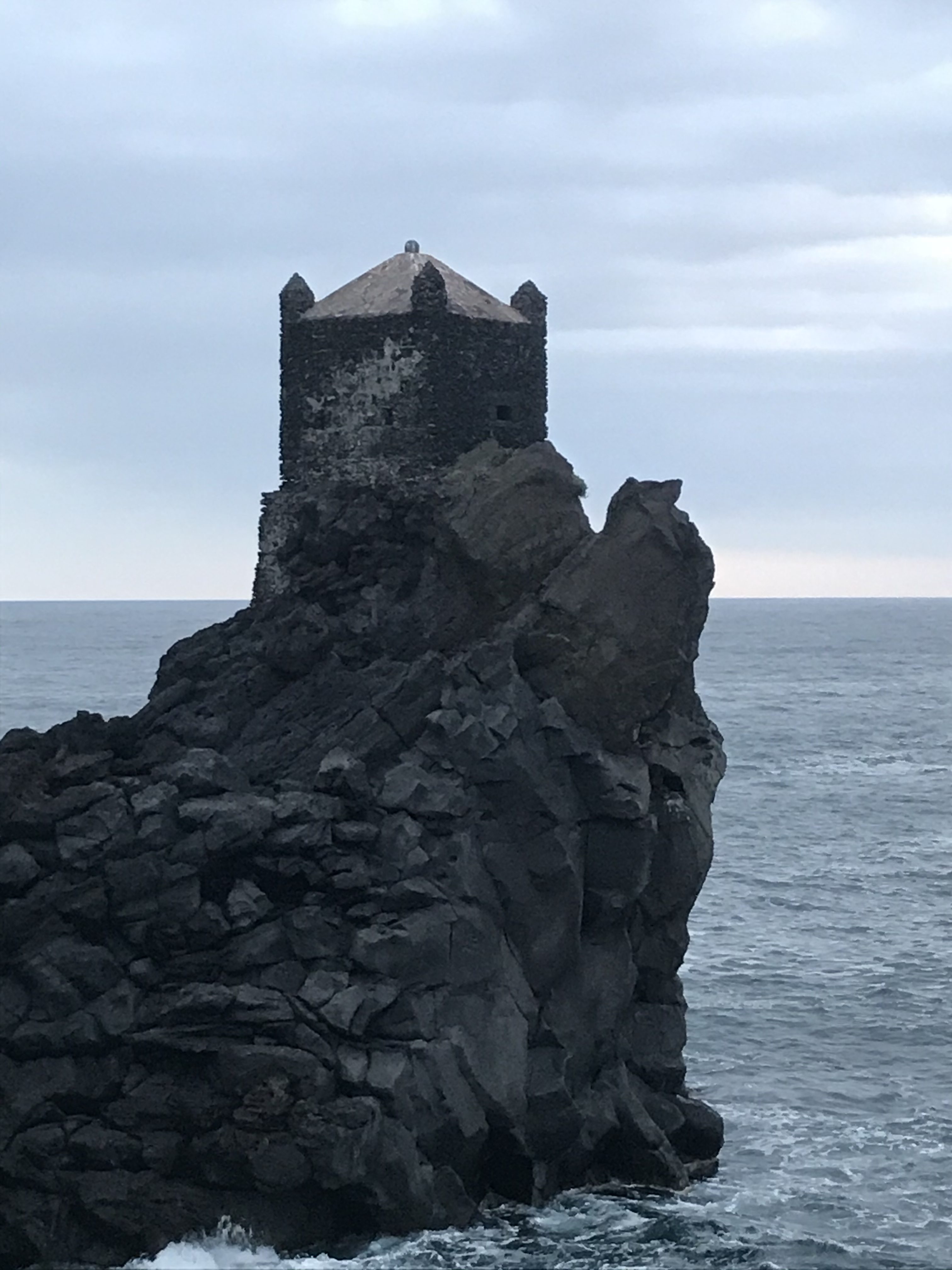 Le torri di Mascali, sentinelle borboniche nella costa jonica