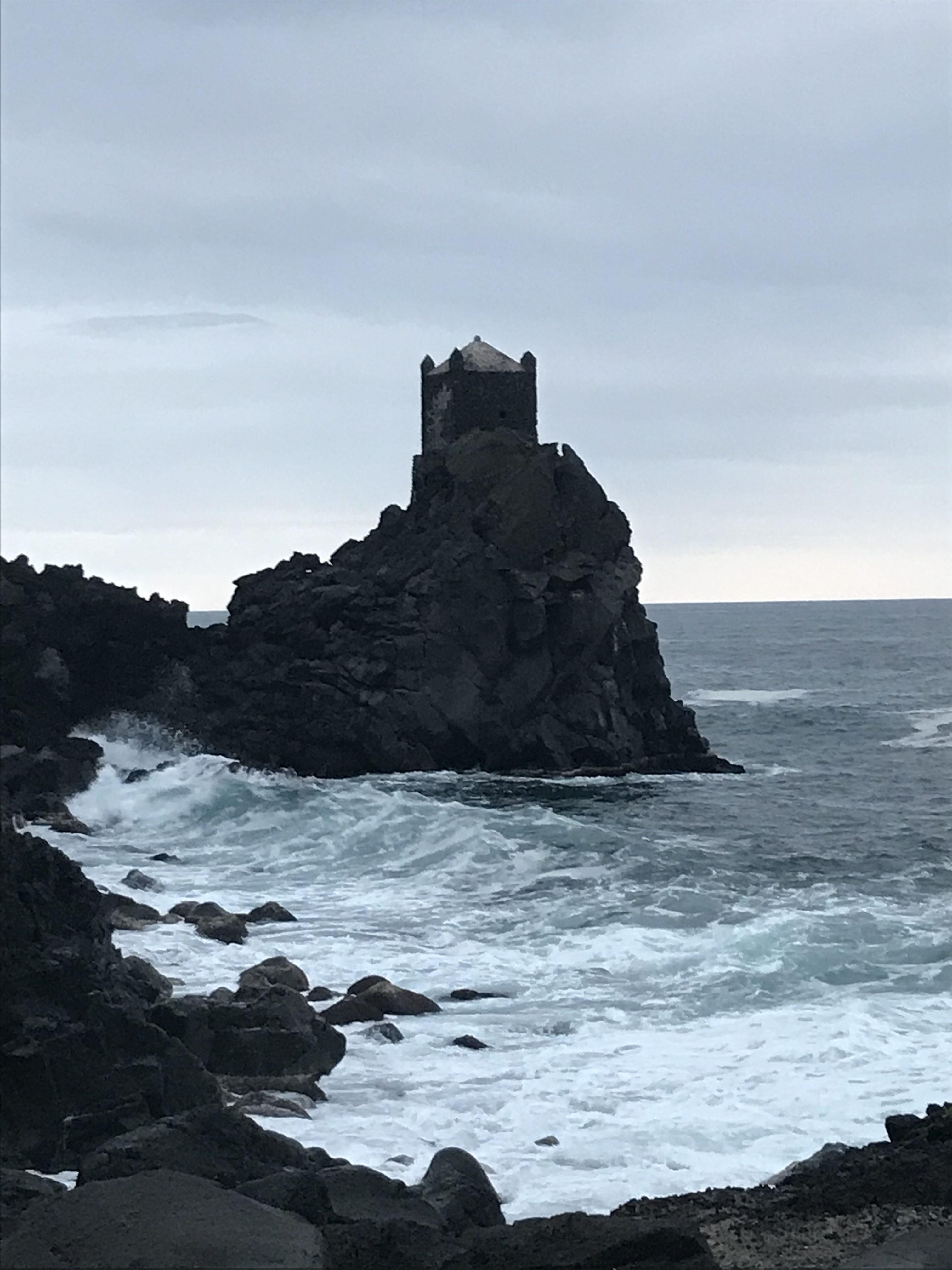 Galleria foto 'Le torri di Mascali, sentinelle borboniche nella costa jonica' - foto 1