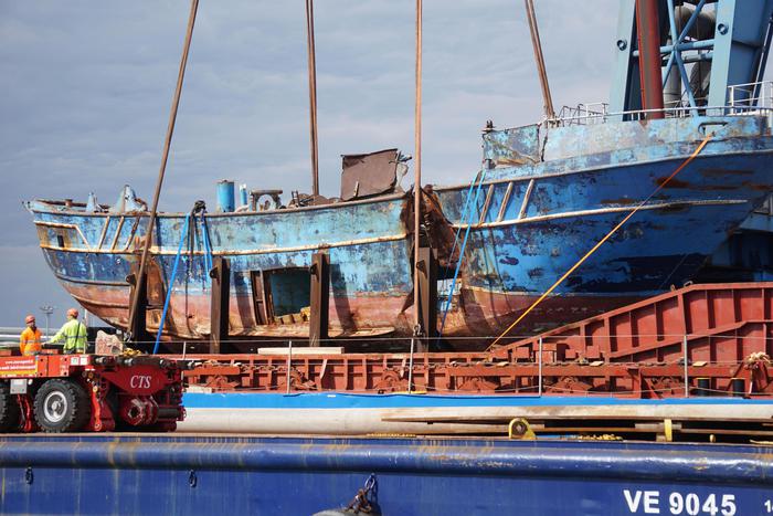 Rientra ad Agusta il relitto del Naufragio del 2015