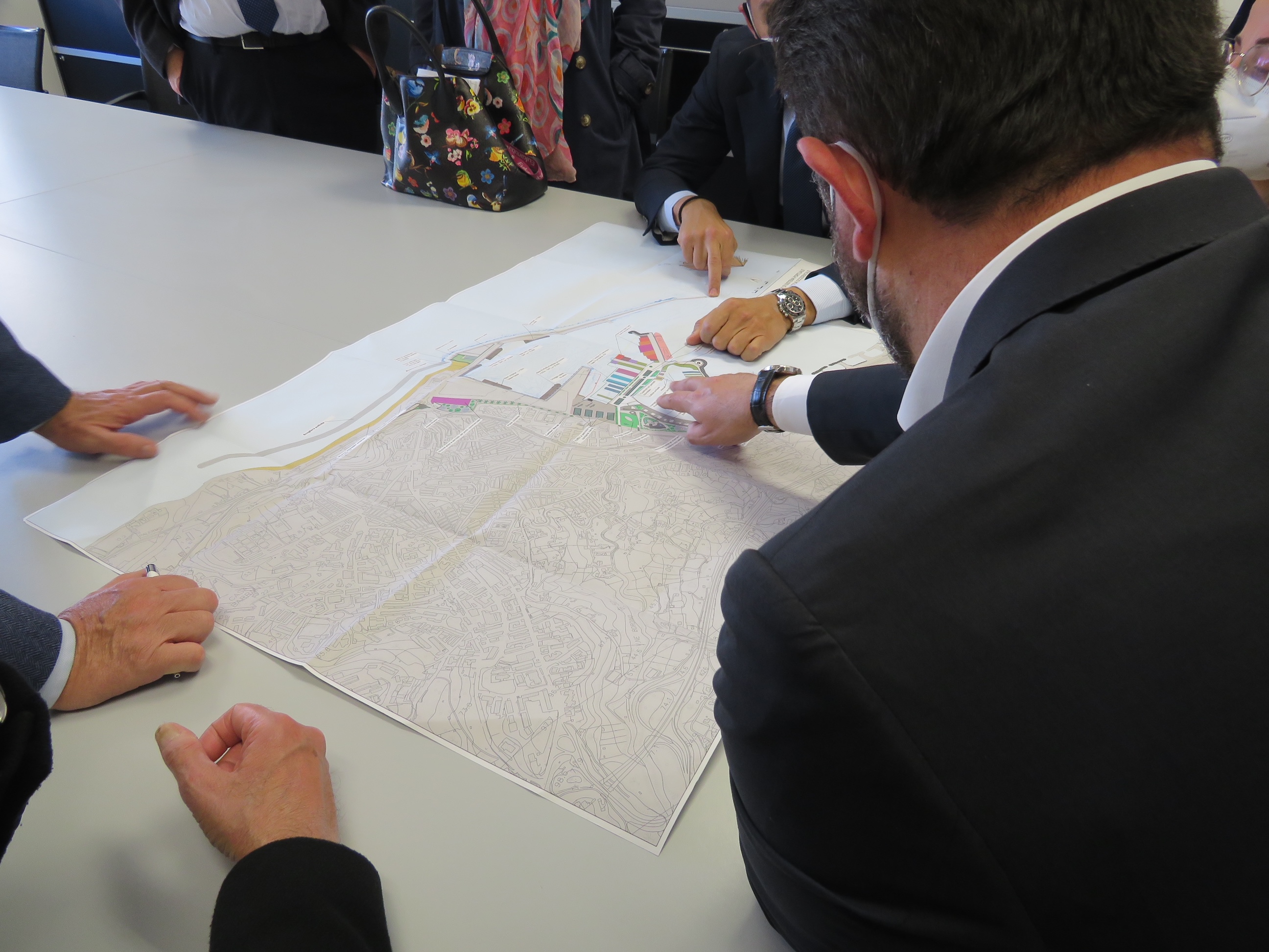 Porto Termini Imerese, il sopralluogo di Cancelleri e Monti