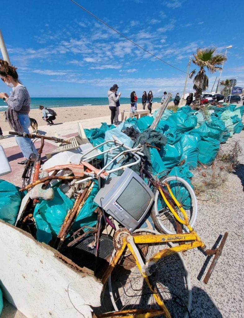 Plastic free Kamarina, 1700 kg di plastica raccolti Plastic free Kamarina, 1700 kg di plastica raccolti