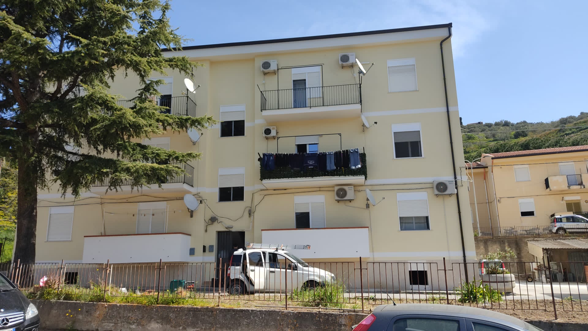 Pettineo (Me), Falcone consegna palazzine Iacp ristrutturate