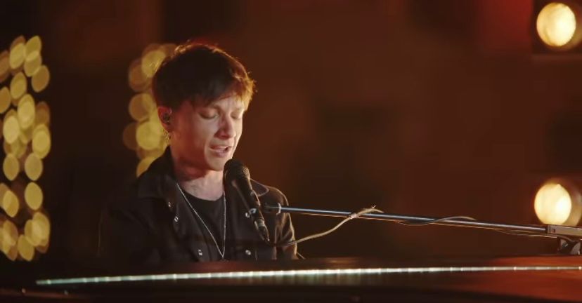 Ultimo, Buongiorno vita, fan infuriati ma la De Lellis lo perdona