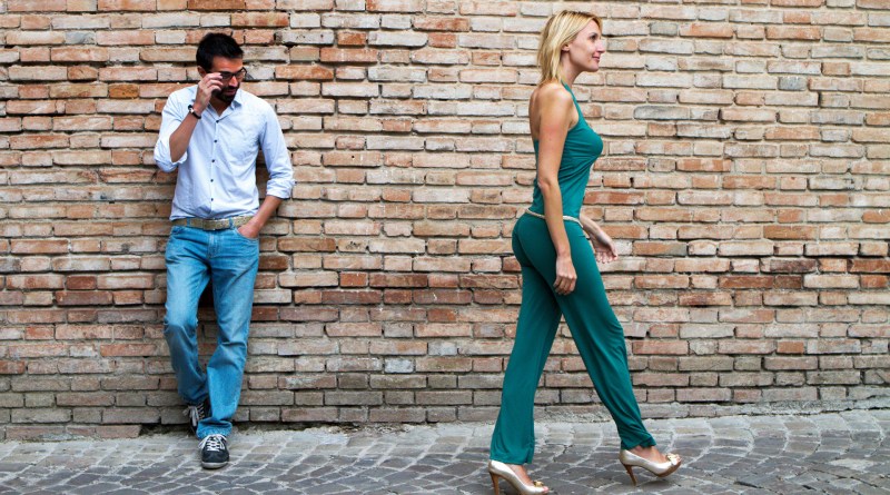 Gran Bretagna, molestie sessuali in strada diventano reato