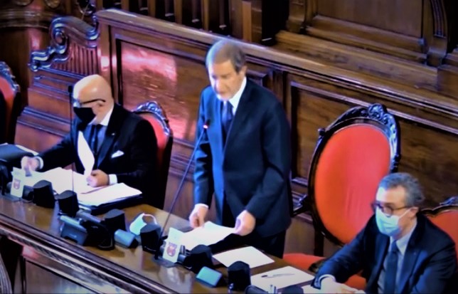 Falsi dati Covid, Musumeci all’Ars, solo i vili si dimettono