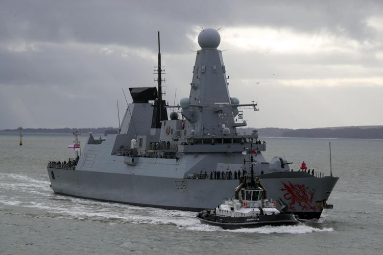 Russia-Ucraina, due navi da guerra britanniche nel Mar Nero