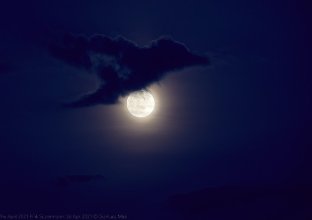 Luna nuova, oggi è la più vicina alla Terra da mille anni: cosa succede