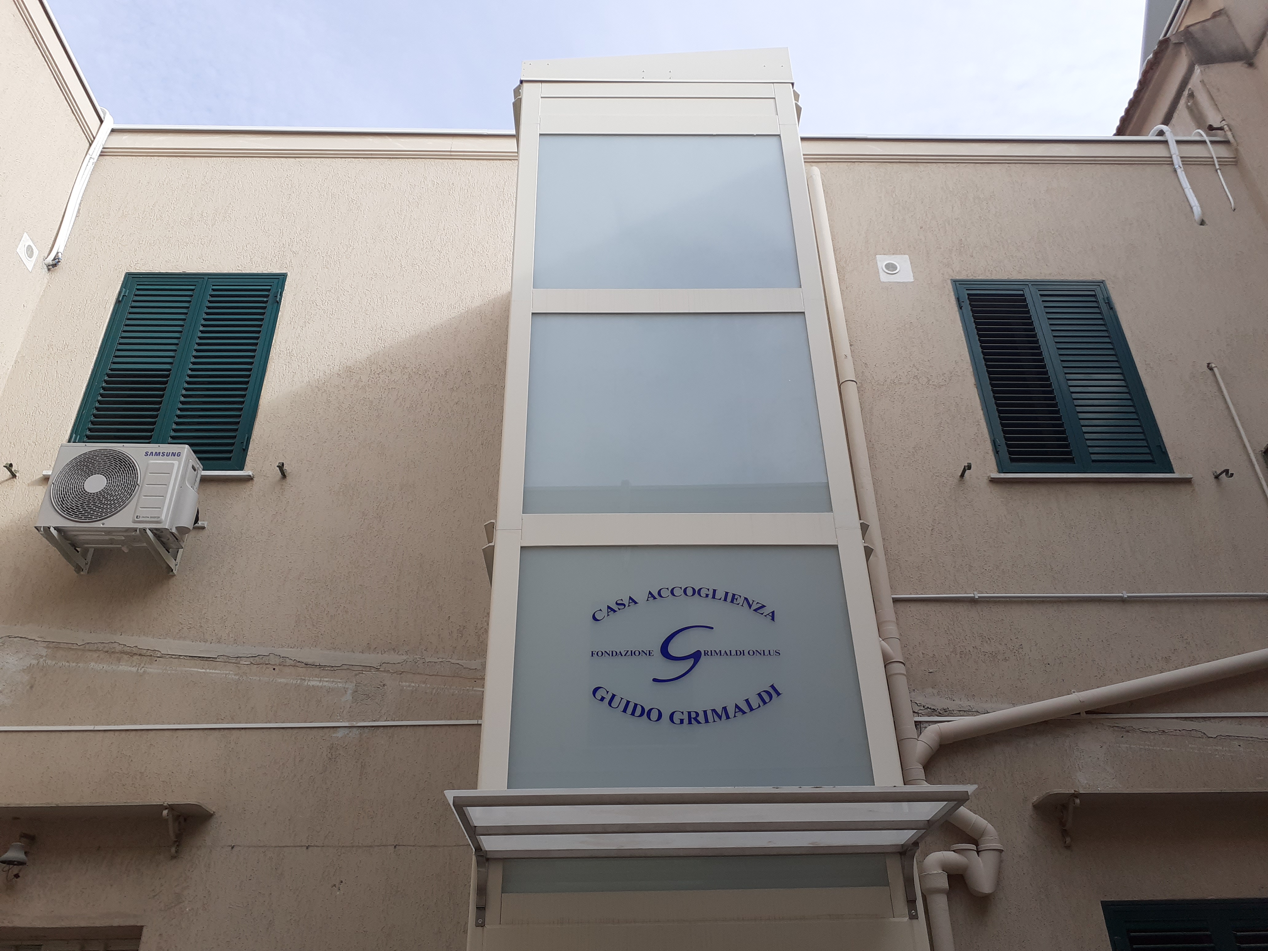 Casa Accoglienza Guido Grimaldi per sostegno pazienti e le famiglie in difficoltà