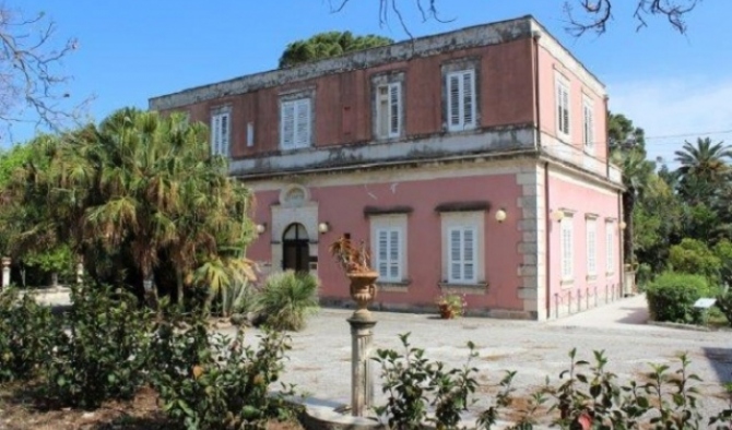 Siracusa, Villa Reimann, è polemica sulla Casa del Custode