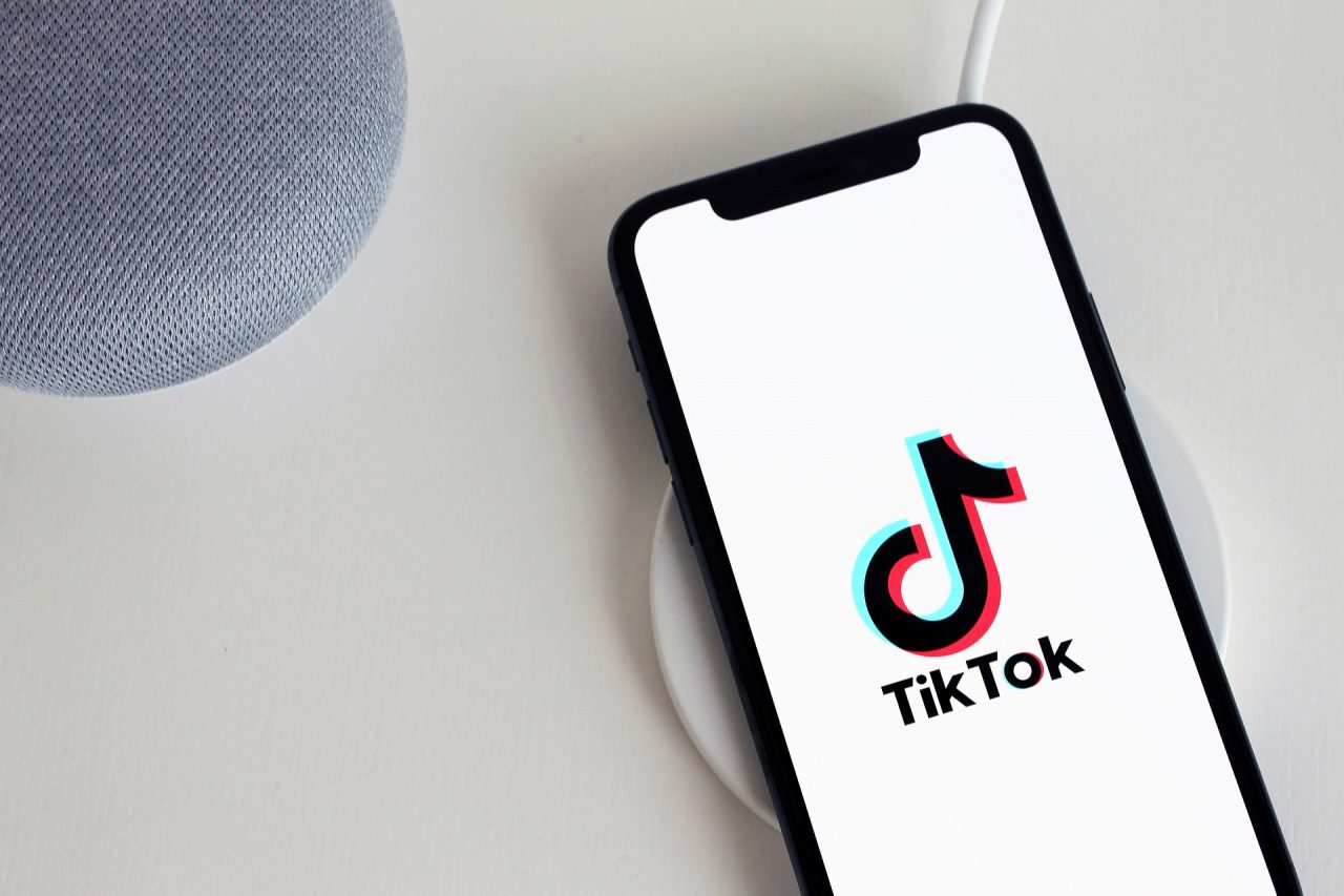 Da Tik Tok nuove misure per tenere  i più giovani fuori dalla piattaforma