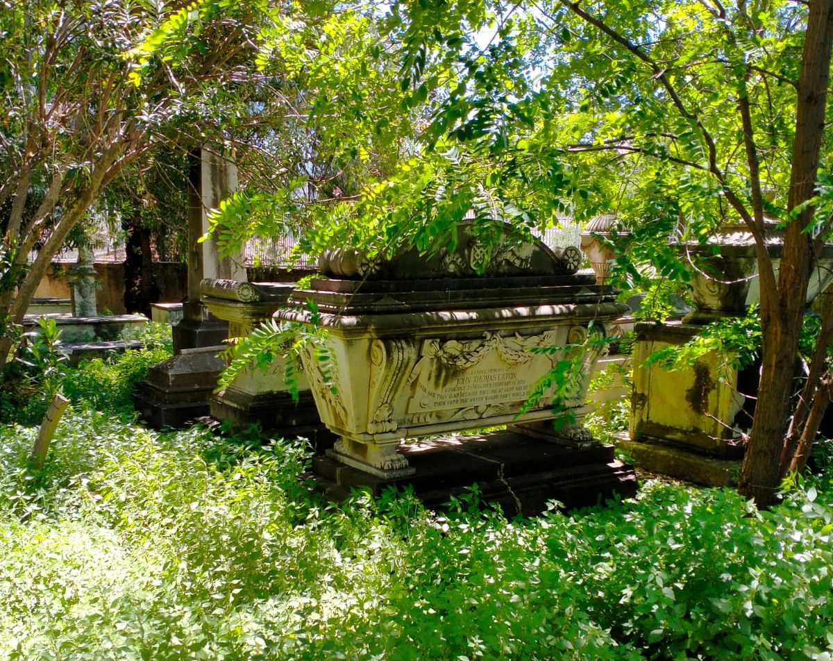 Messina, Cimitero inglesi, l’incuria sta distruggendo secoli di storia