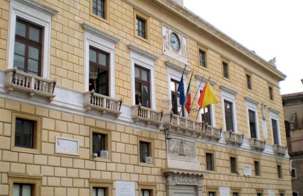 Palermo, in Consiglio scontro su suolo pubblico e Ztl