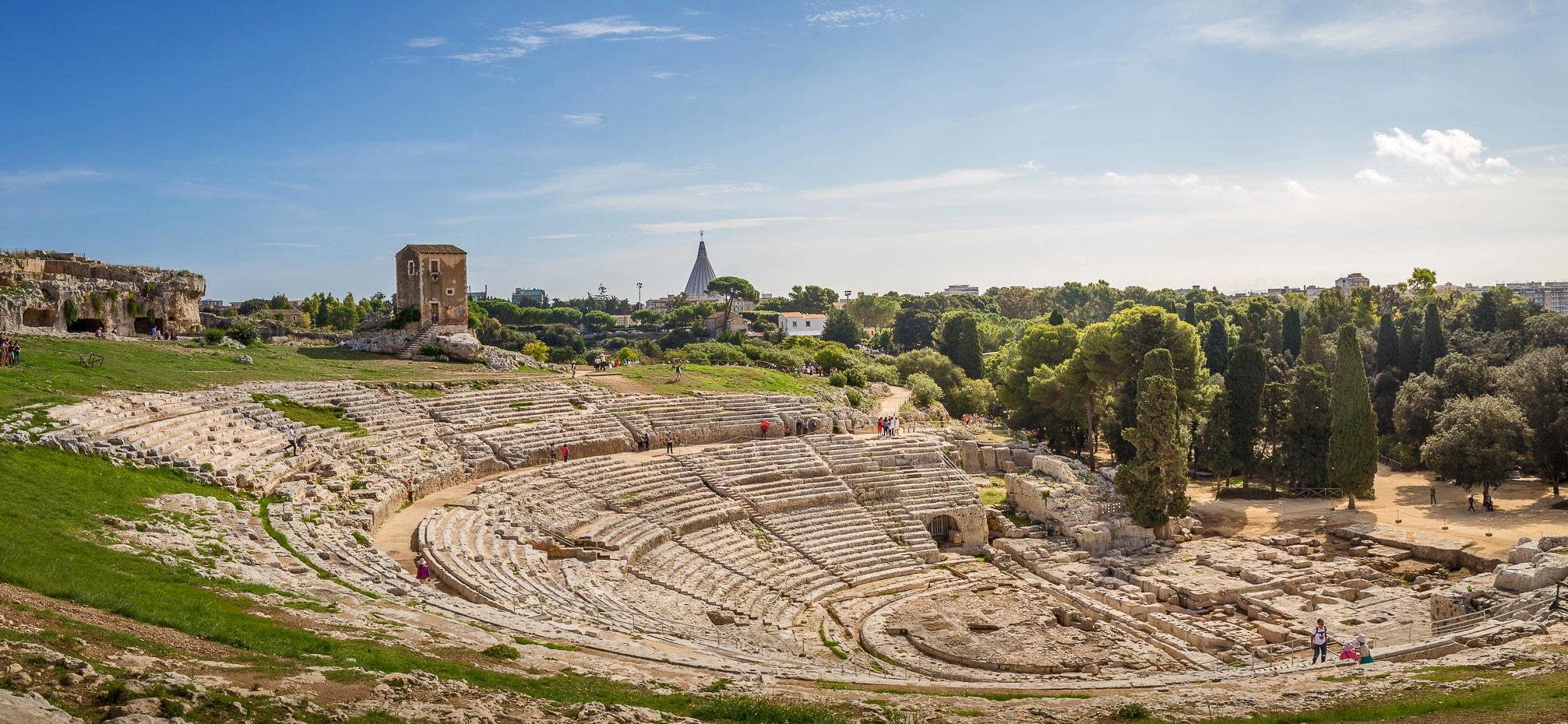 Teatro Greco Siracusa si prepara ad accogliere gli spettatori Teatro Greco Siracusa si prepara ad accogliere gli spettatori