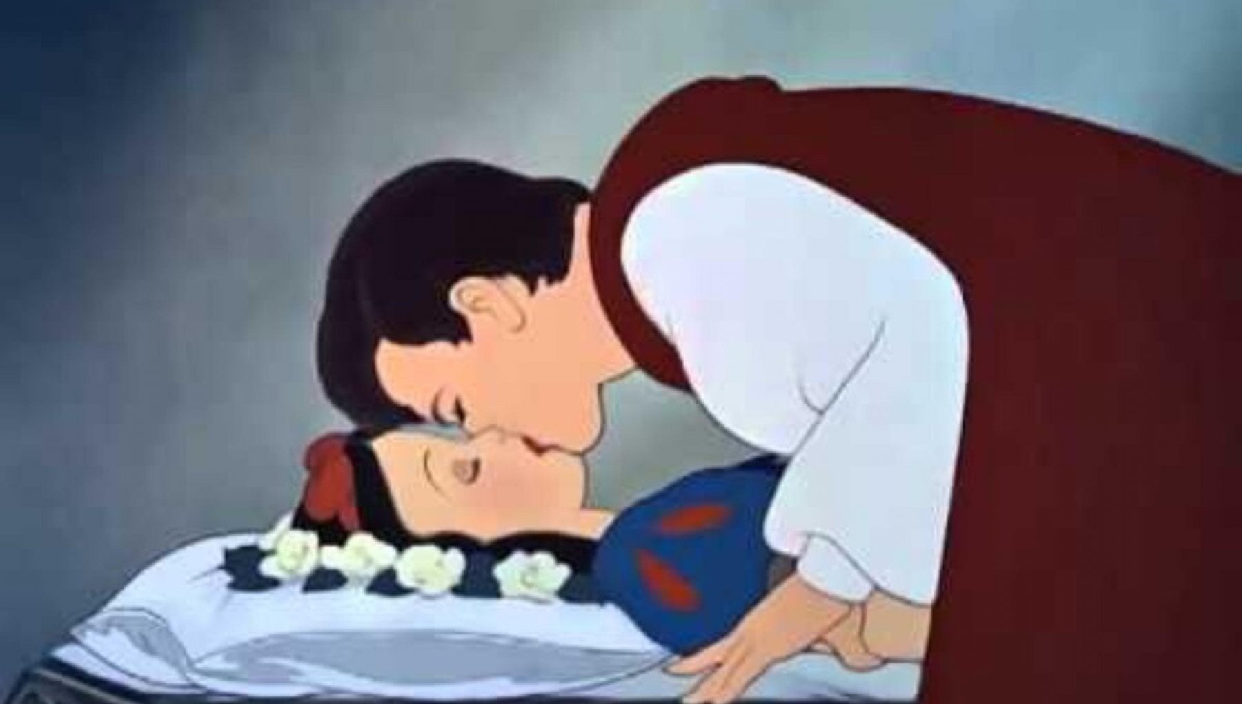 Biancaneve dorme, bacio non consensuale del principe, è polemica